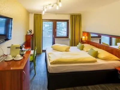 Готель Western Wuerzburg-sued 3*